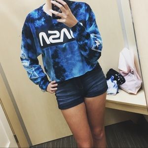 Meet your Posher, Isabel